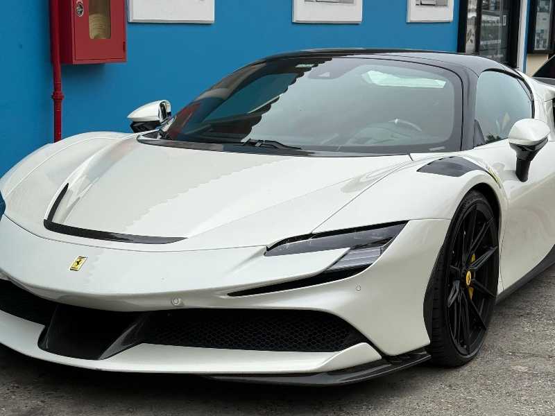 Ferrari SF90 Stradale spotted in La Romana