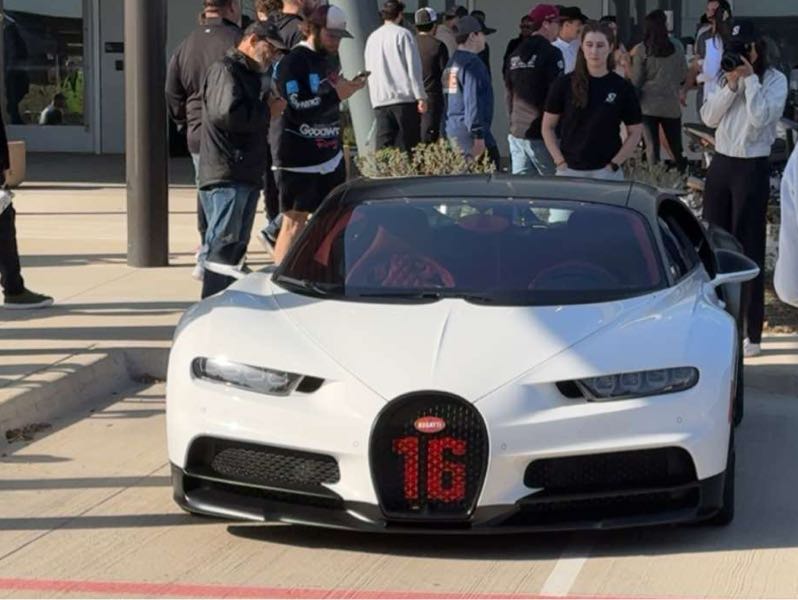 Bugatti Chiron spotted in Dallas