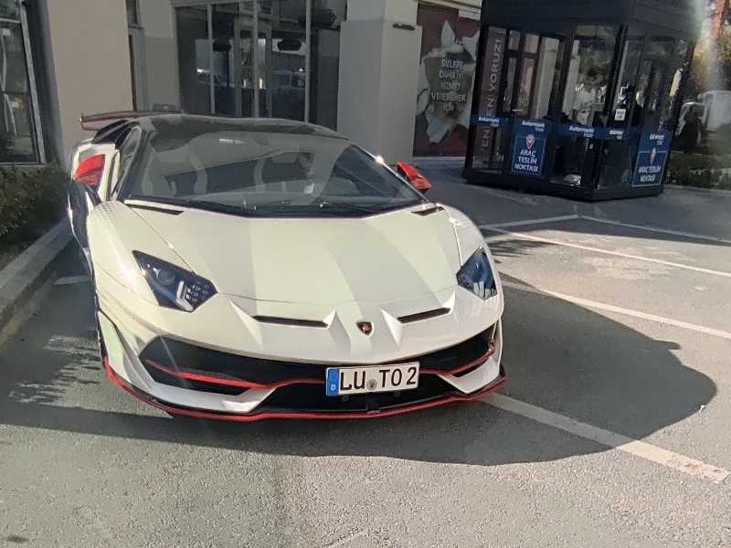 Lamborghini Aventador (2022) spotted in Istanbul, Turkey