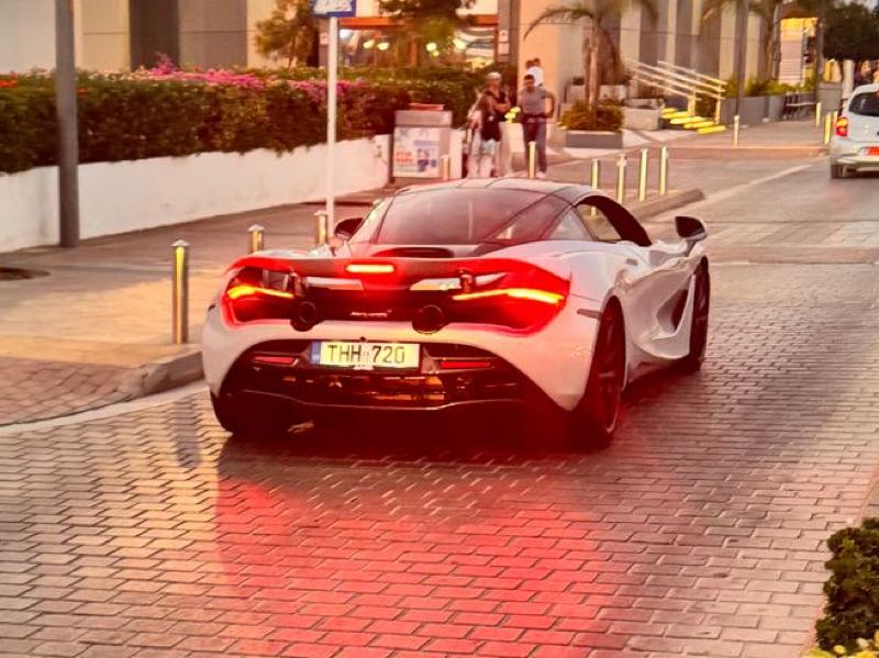 McLaren 720S spotted in Paralímni