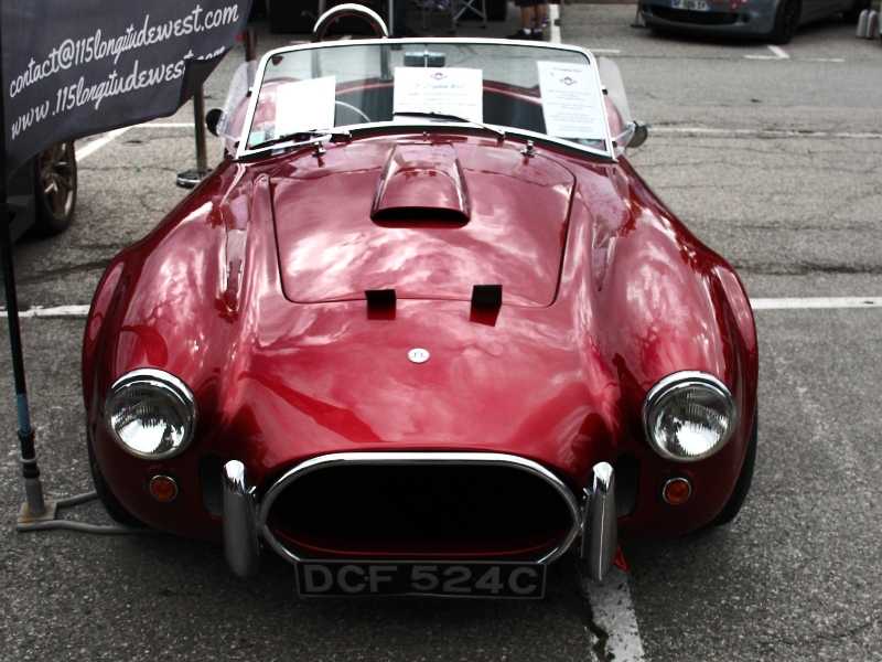 Shelby Cobra spotted in Grenoble