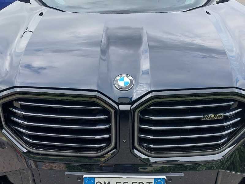 BMW XM spotted in Bellosguardo