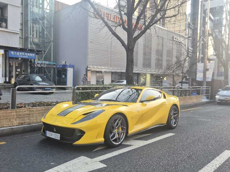Ferrari 488 Pista spotted in Seoul