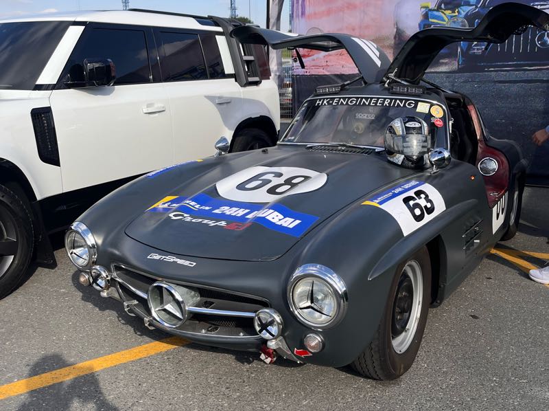 Mercedes-Benz 300SL spotted in Dubai