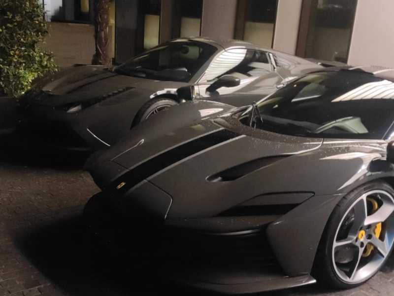 Ferrari LaFerrari spotted in Bergamo