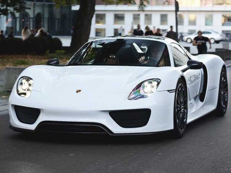 Porsche 918 Spyder spotted in Foz do Iguaçu