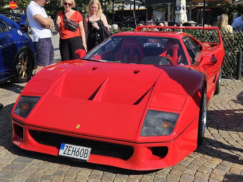 Ferrari F40 (1987) spotted in Motala, Sweden