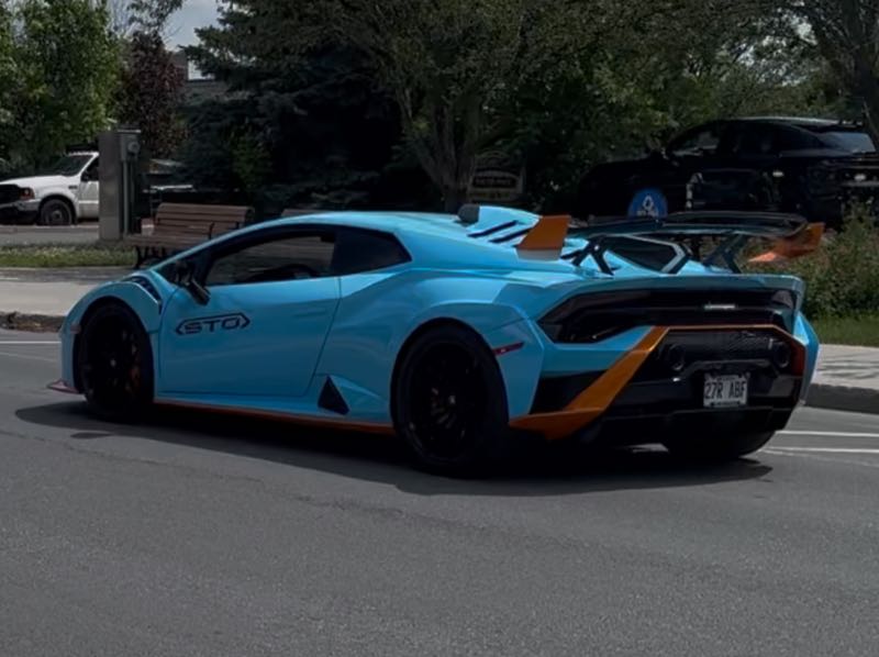 Lamborghini Huracán STO spotted in Drummondville