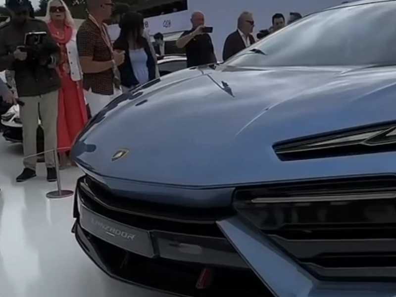 Lamborghini Revuelto spotted in Eklahra