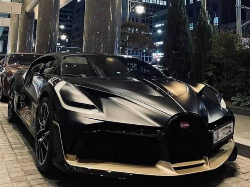 Bugatti Chiron spotted in Topaklı