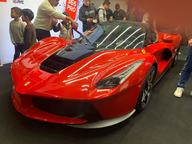 Ferrari LaFerrari (2015) spotted in Melbourne, Australia
