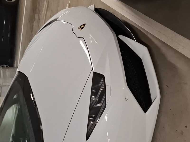 Lamborghini Huracán spotted in Bulle