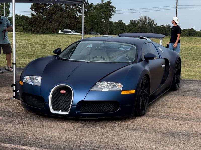 Bugatti Veyron spotted in Oklahoma City