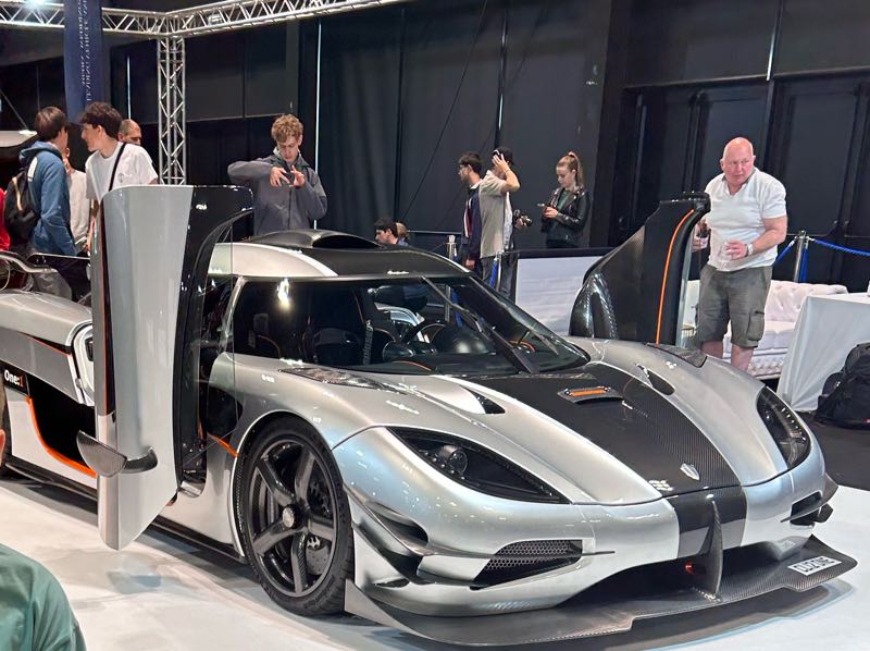 Koenigsegg One:1 spotted in Brussels