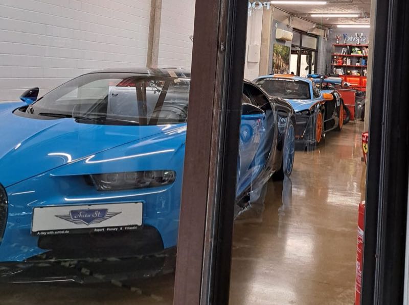 Bugatti Chiron (2019) spotted in Düsseldorf, Germany